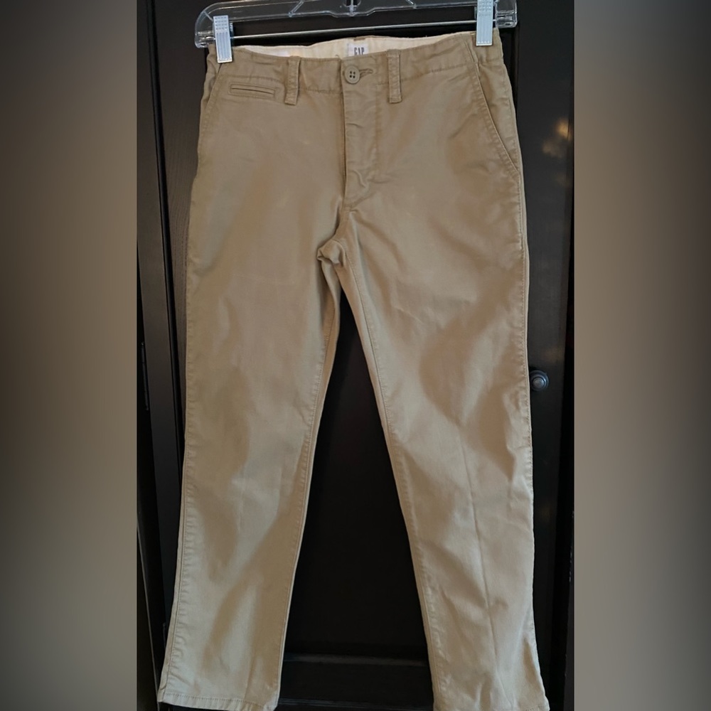 Boys’ GAP Pants. Kids’ Size 10 w/ adjustable elastic at waist. Handsome Khakis!